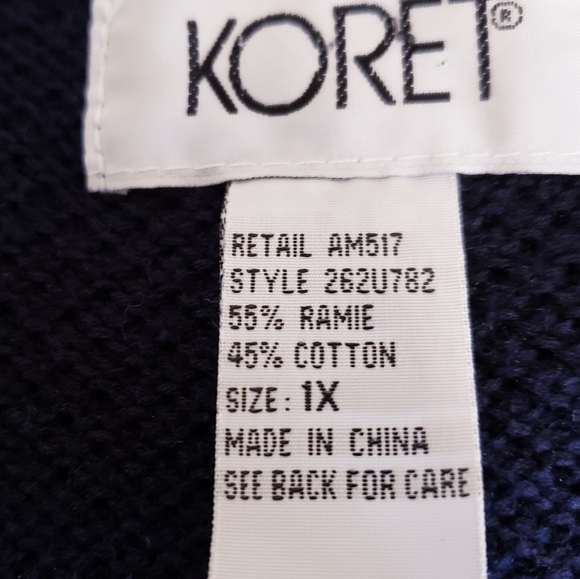 Koret Women Sweater Vest Size 1X Navy Crewel Floral Applique Button Front, Sleev - Picture 3 of 9